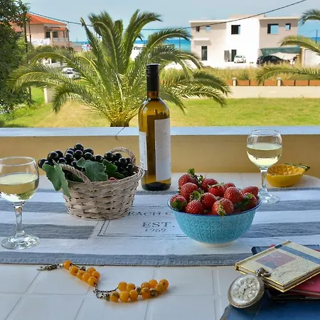 Hébergement de vacances Eleonora House *
